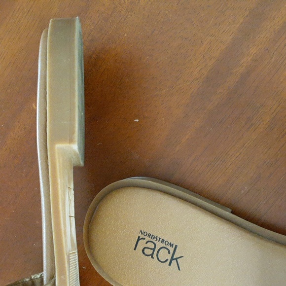 Nordstrom Rack Gold Slides Rhinestones Single Band Sandals sz 10M - Picture 5 of 11